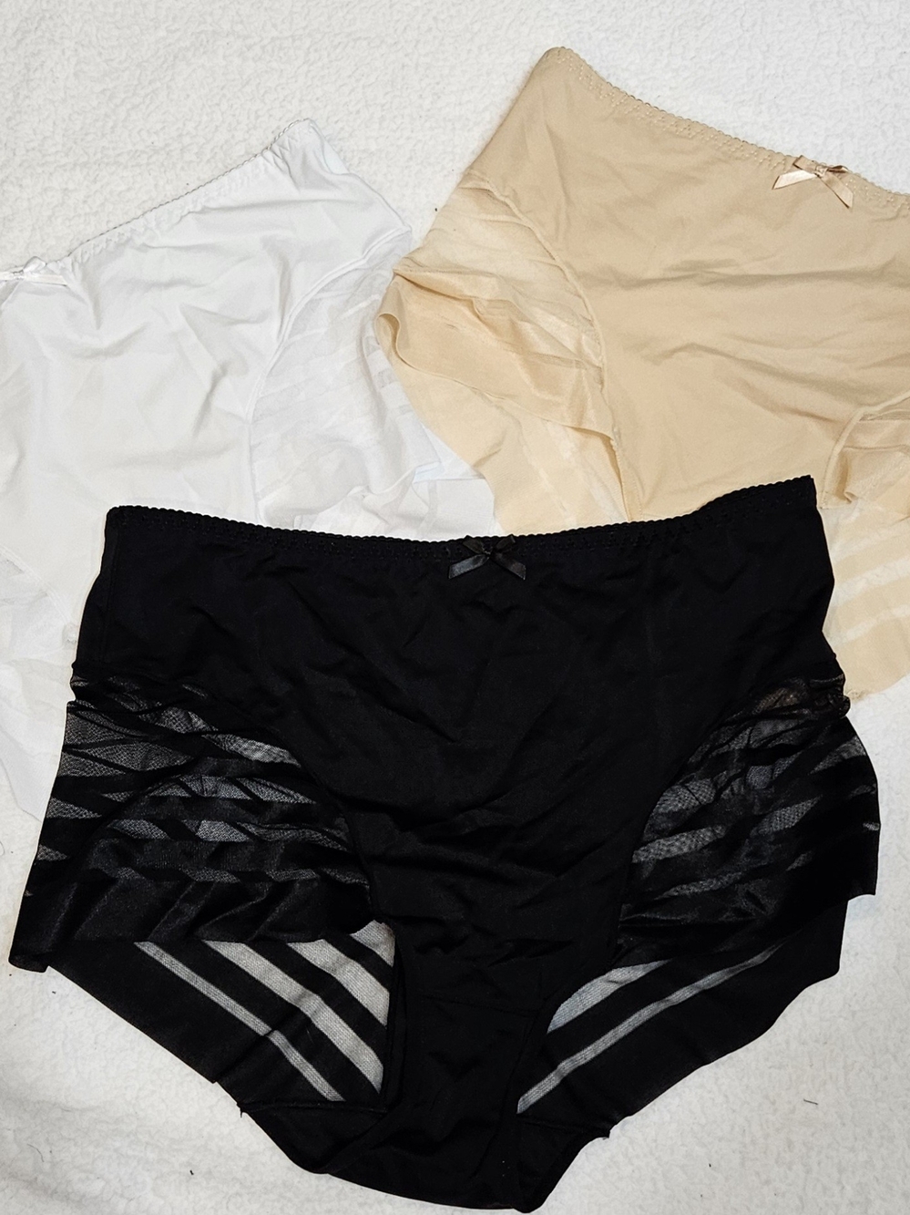 3-Pack High-Waist Panties in Black, White & Beige